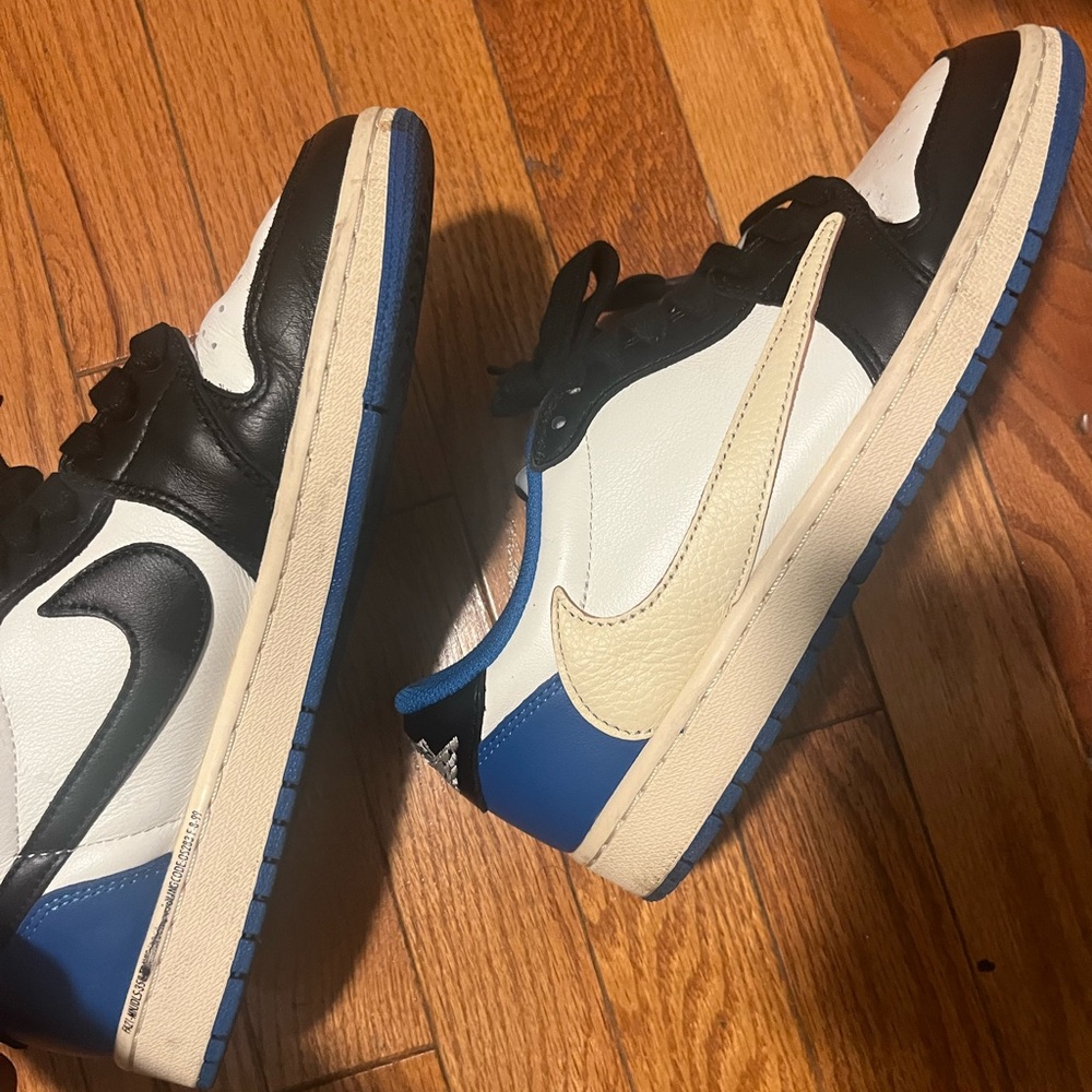 Travis Scott fragment lows